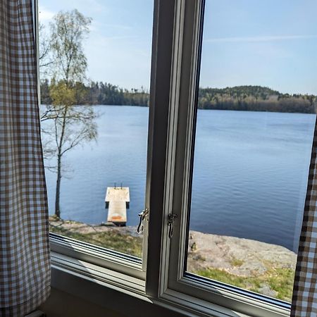 Varhaga Vandrarhem Sjuntorp Kültér fotó