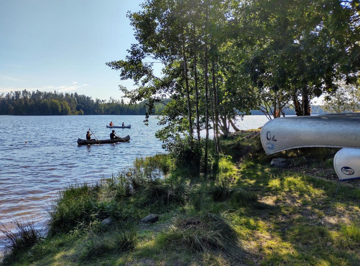Varhaga Vandrarhem Sjuntorp Kültér fotó
